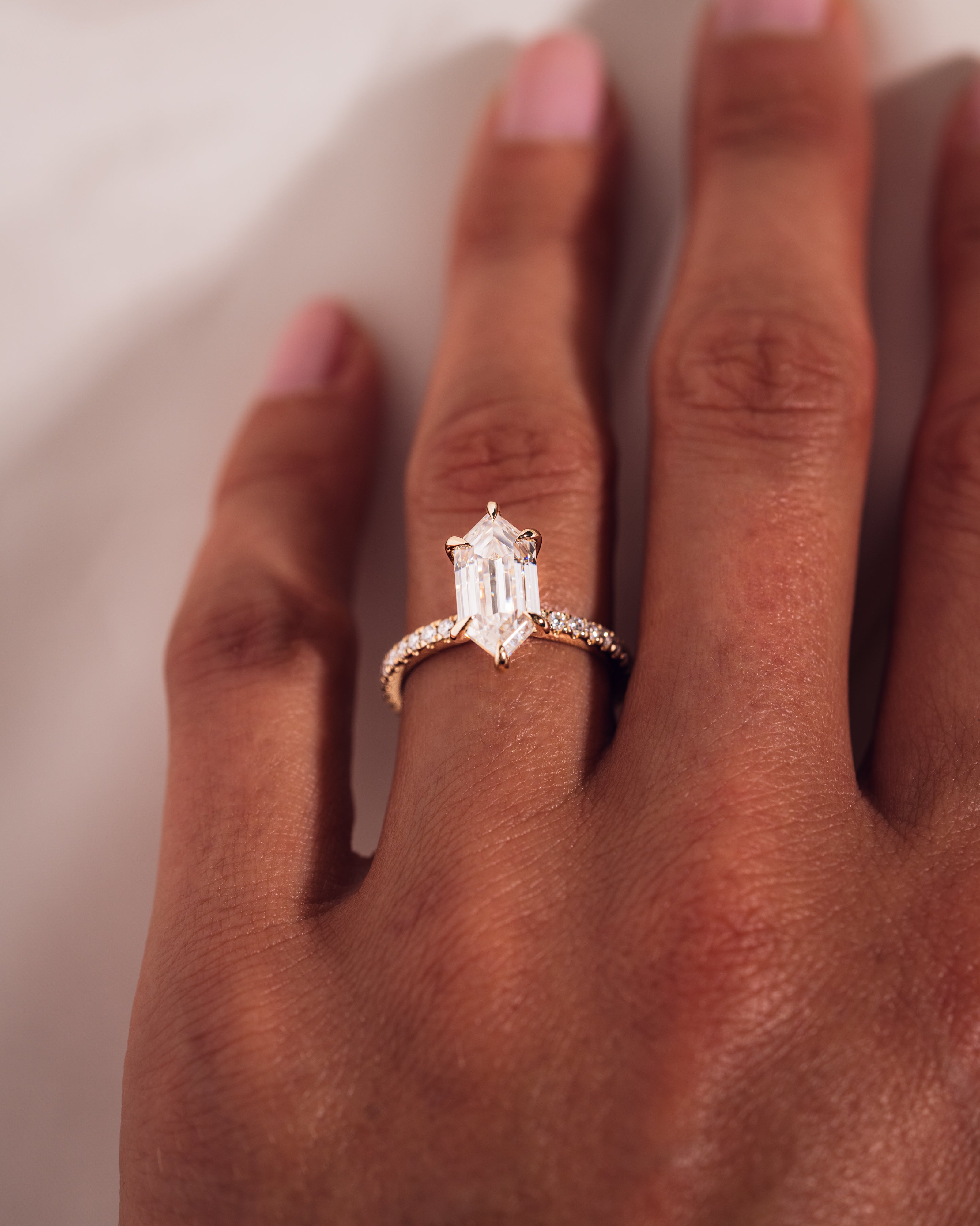 Jody - Längliches Sechseck | Gold 18k